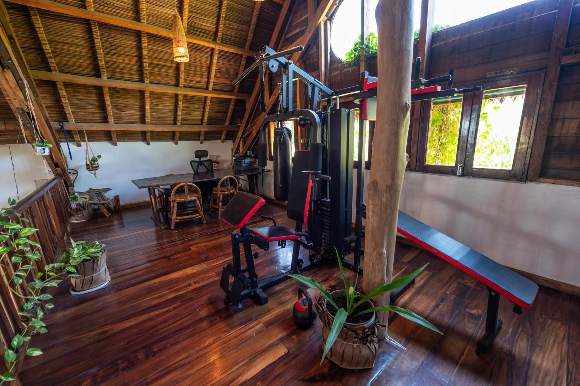 Shambala Madagascar: Beachfront Lodge And Adventures Ambolobozo Εξωτερικό φωτογραφία