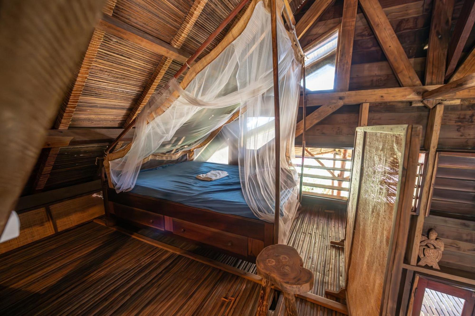 Shambala Madagascar: Beachfront Lodge And Adventures Ambolobozo Εξωτερικό φωτογραφία
